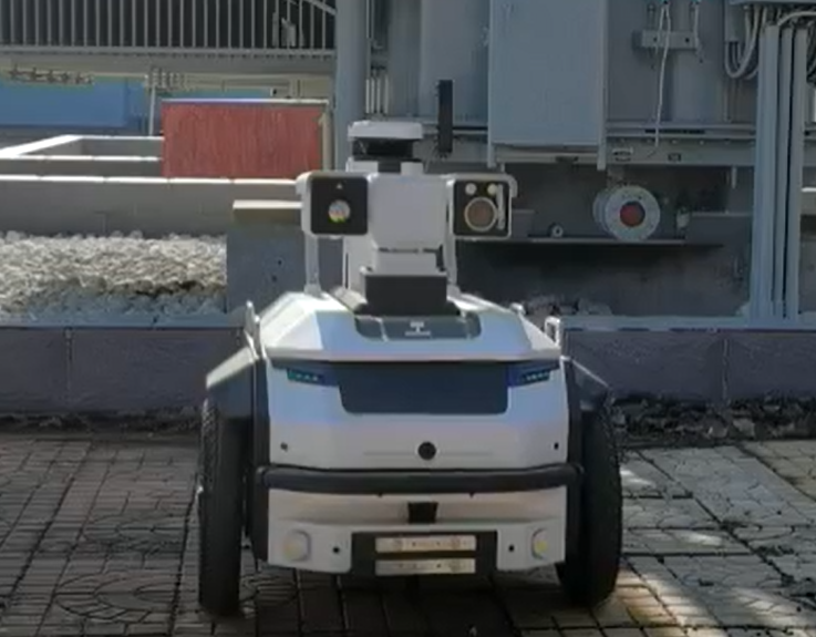 ARIS-OS substation outdoor inspection robot